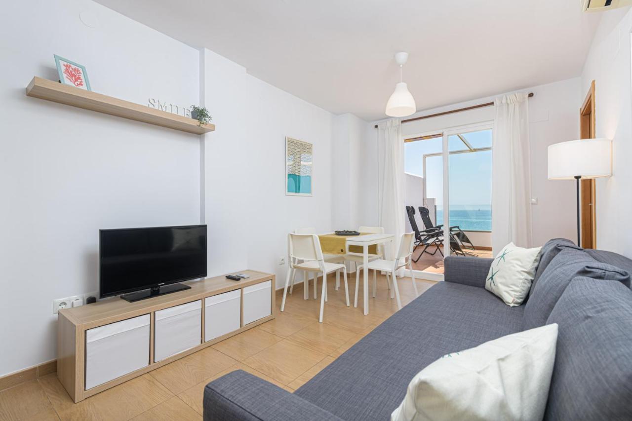Wintowinrentals Amazing Front Sea View & Relax Торре-де-Бенаґальбон Екстер'єр фото