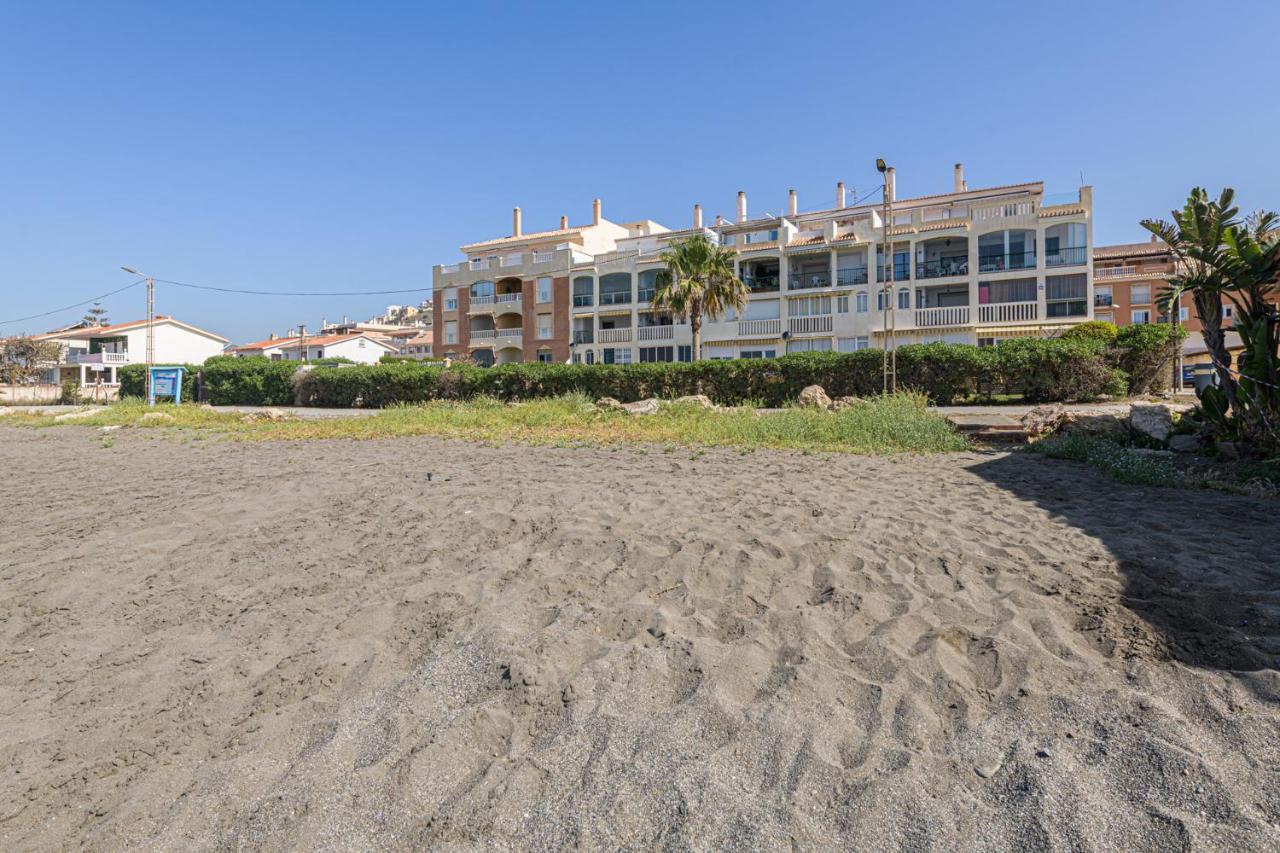 Wintowinrentals Amazing Front Sea View & Relax Торре-де-Бенаґальбон Екстер'єр фото
