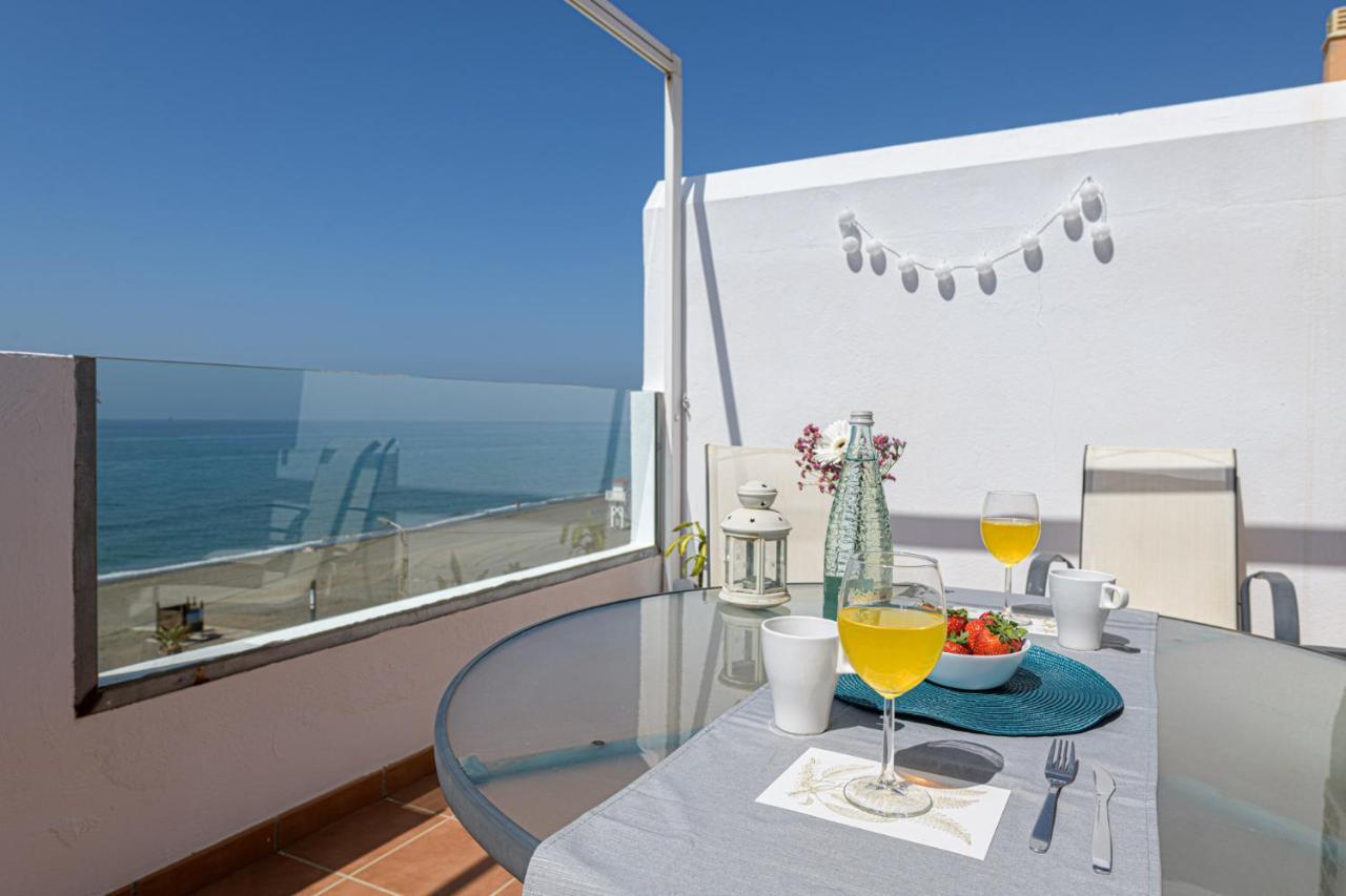 Wintowinrentals Amazing Front Sea View & Relax Торре-де-Бенаґальбон Екстер'єр фото